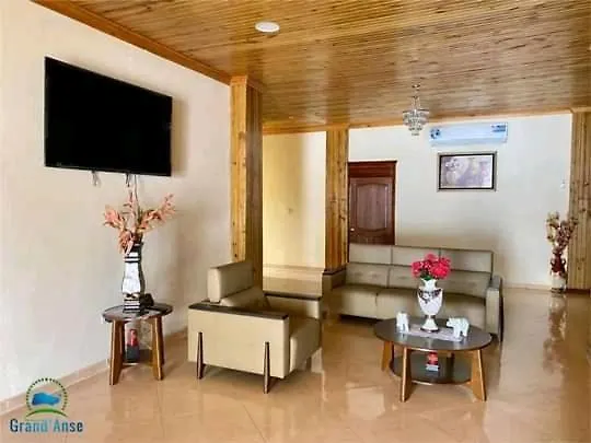 Nounie Guest House